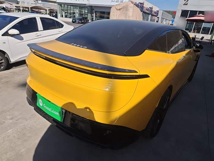 Фото 7 - Zeekr 007