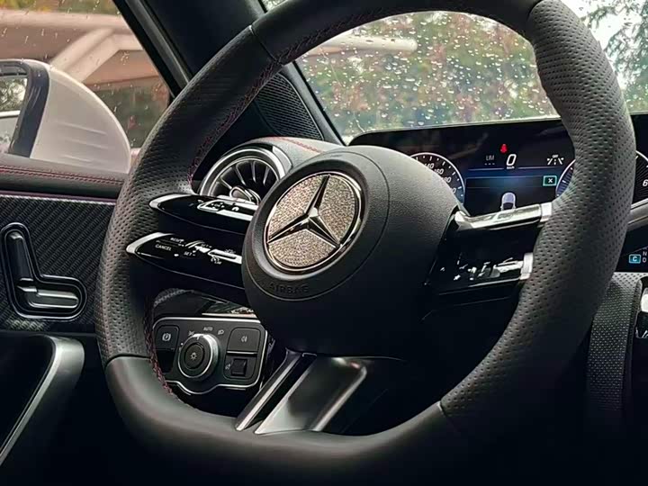 Фото 8 - Mercedes-Benz A-Class