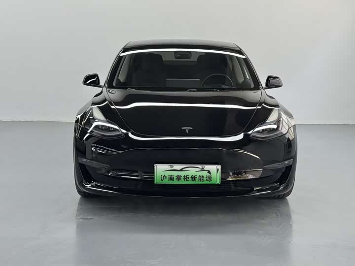 Фото 2 - Tesla Model 3