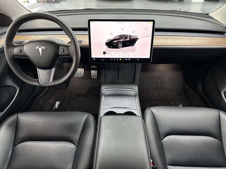 Фото 5 - Tesla Model 3