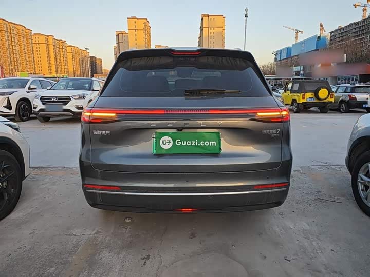 Фото 6 - Geely Galaxy Starship 7