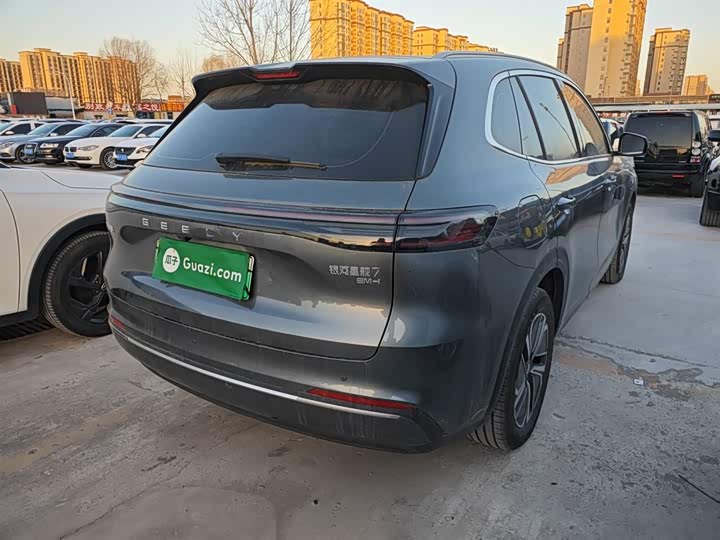 Фото 7 - Geely Galaxy Starship 7