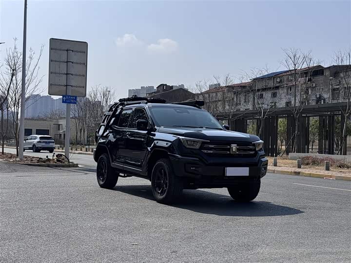 Фото 2 - Tank 400 Hybrid