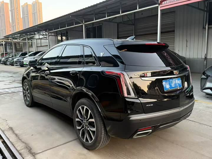 Фото 7 - Cadillac XT5