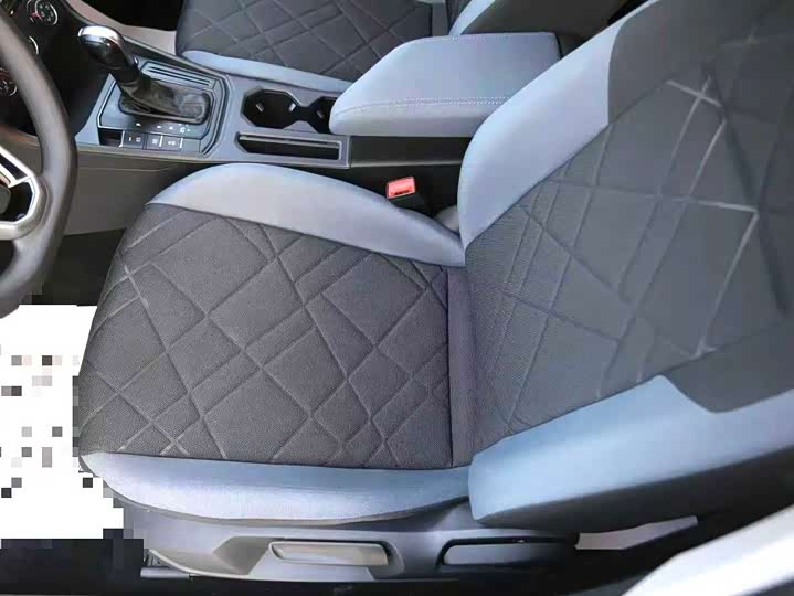 Фото 5 - Volkswagen Lavida