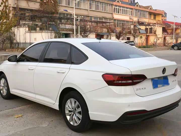 Фото 8 - Volkswagen Lavida