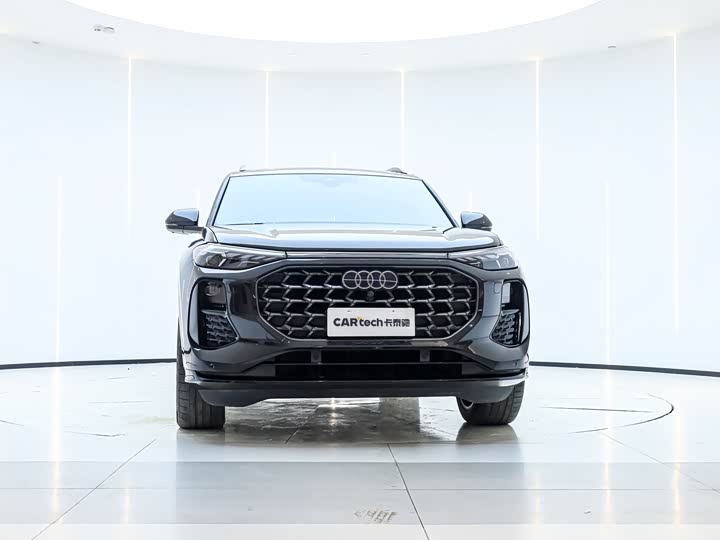 Фото 7 - Audi Q6