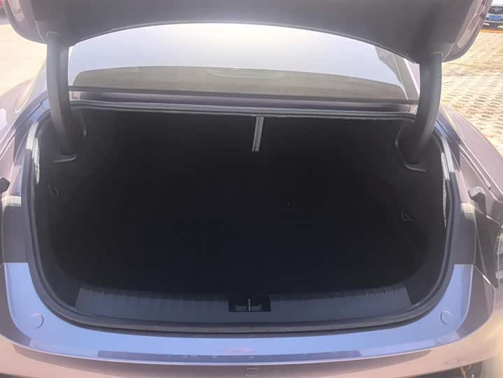 Фото 4 - Xiaomi SU7