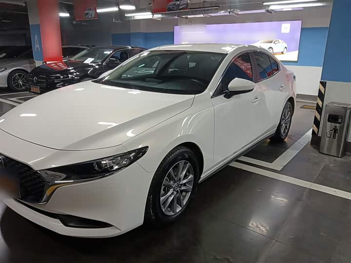 Фото 1 - Mazda 3 (Axela)