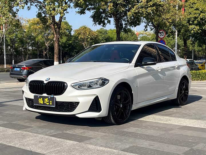 Фото 1 - BMW 1 Series