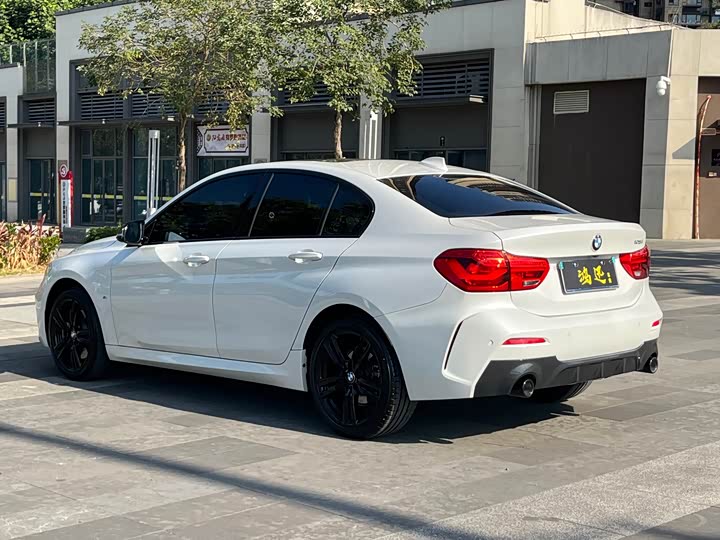 Фото 7 - BMW 1 Series