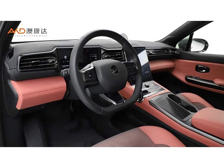 Фото 6 - Nio EC6