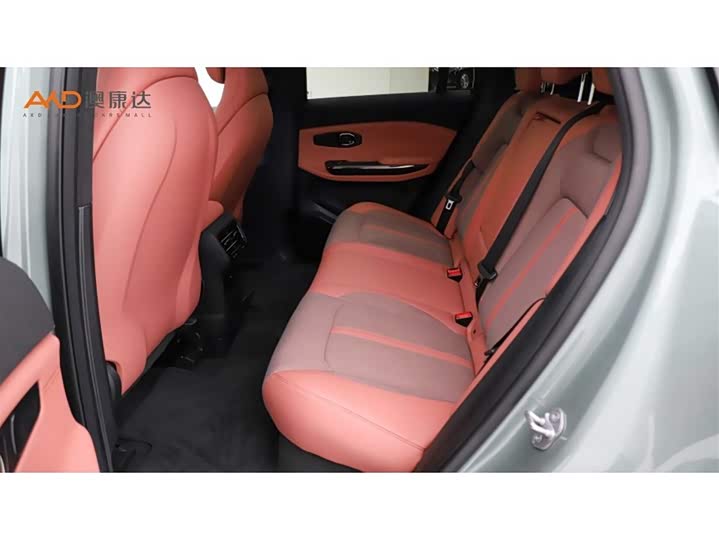 Фото 7 - Nio EC6