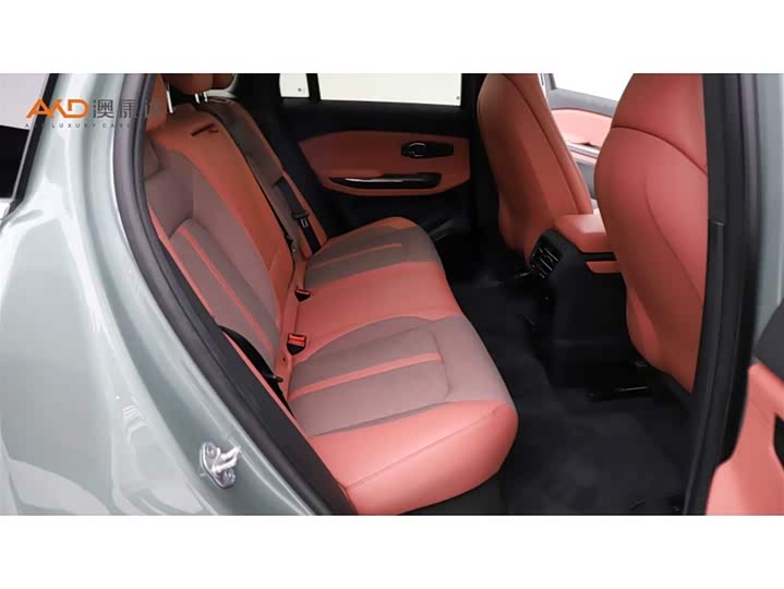 Фото 8 - Nio EC6