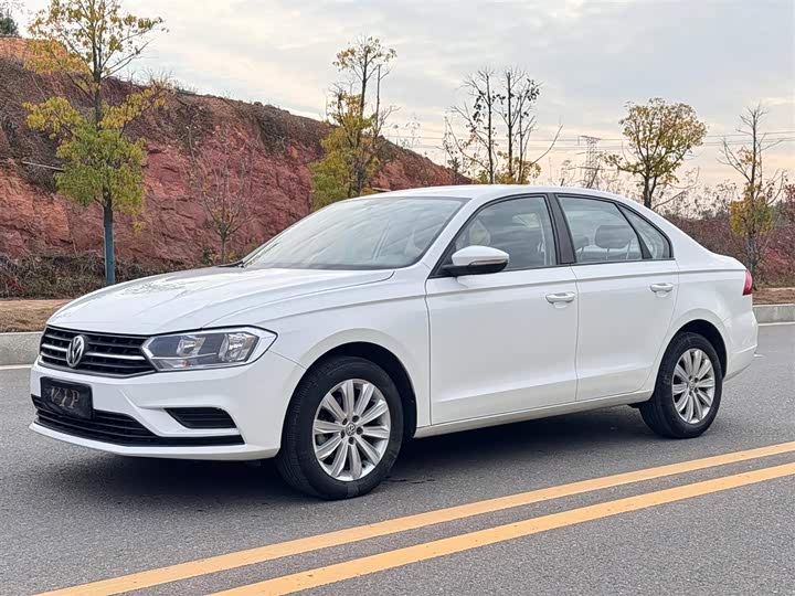 Фото 1 - Volkswagen Bora