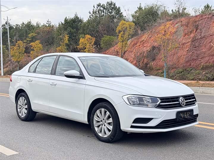 Фото 3 - Volkswagen Bora