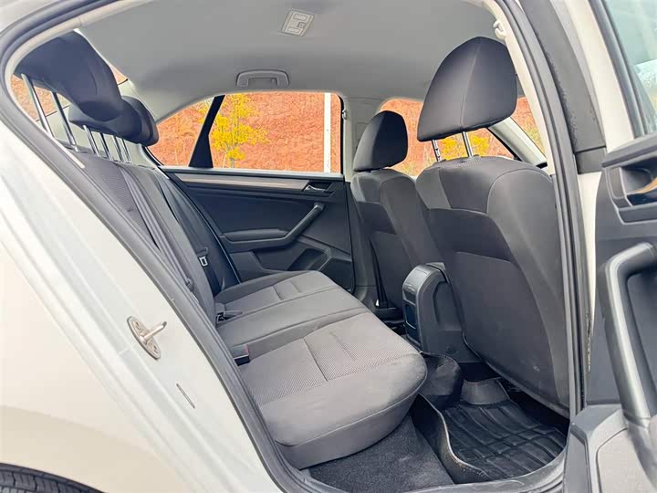 Фото 8 - Volkswagen Bora