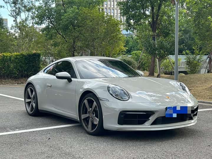 Фото 3 - Porsche 911