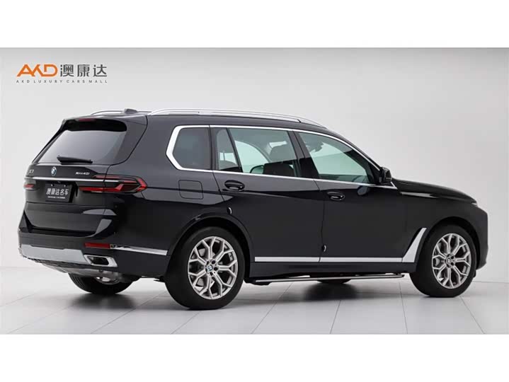 Фото 3 - BMW X7