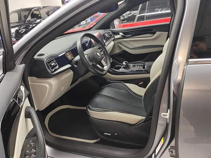 Фото 9 - BYD Qin Plus