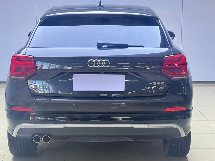 Фото 5 - Audi Q2L