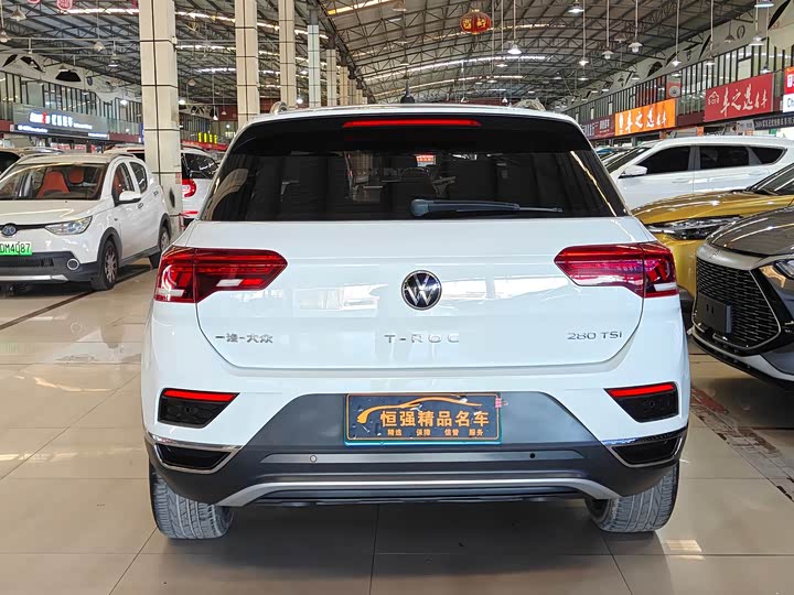 Фото 5 - Volkswagen T-Roc