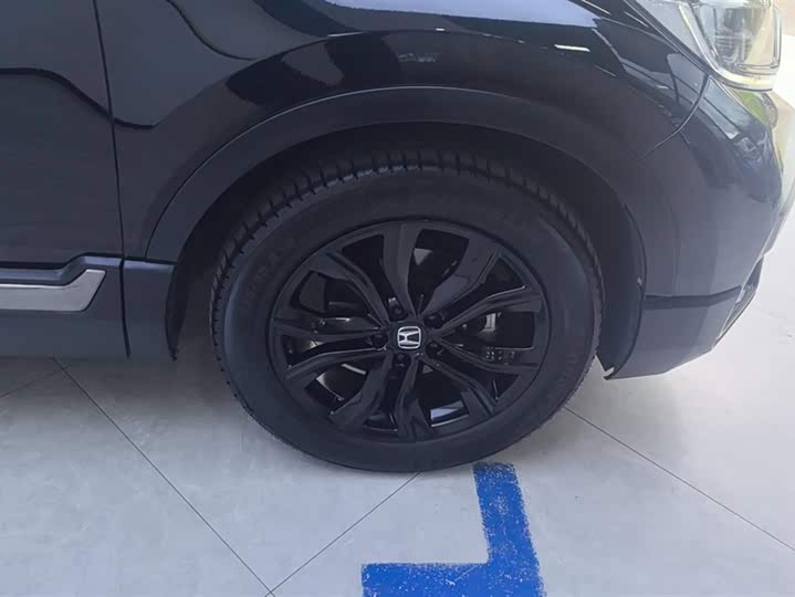 Фото 6 - Honda CR-V