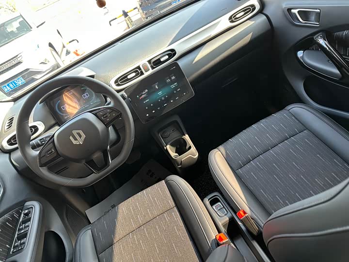 Фото 9 - Leapmotor T03