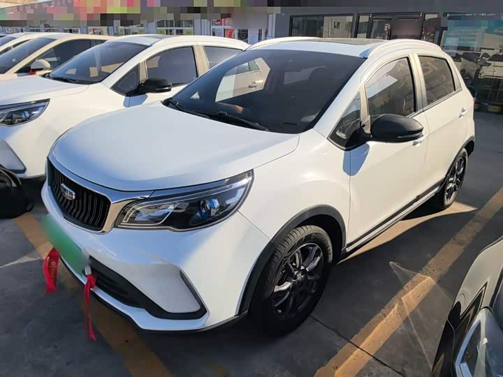 Фото 2 - Geely Vision X3