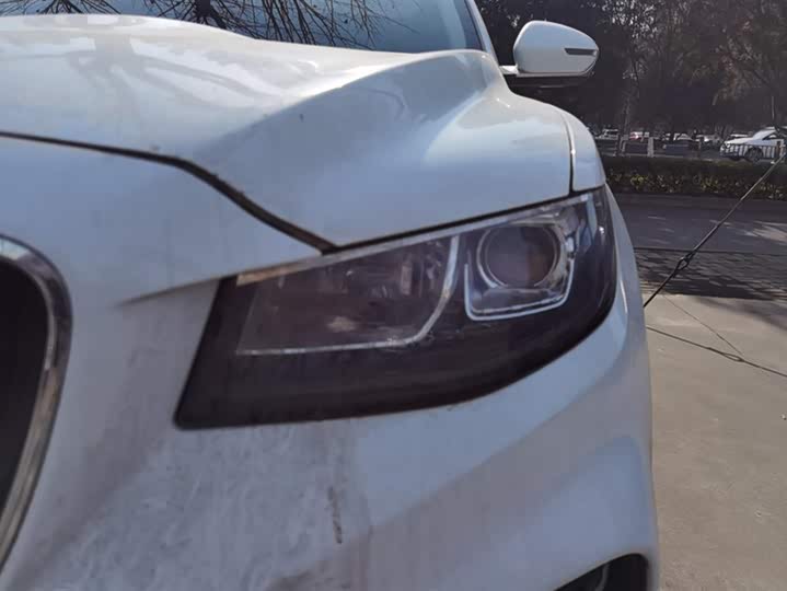 Фото 5 - Geely Atlas