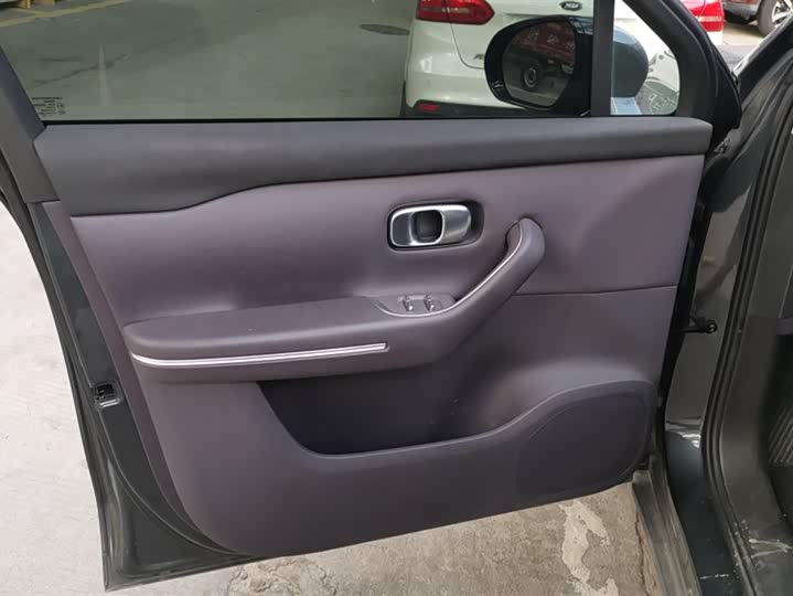 Фото 7 - Leapmotor C10