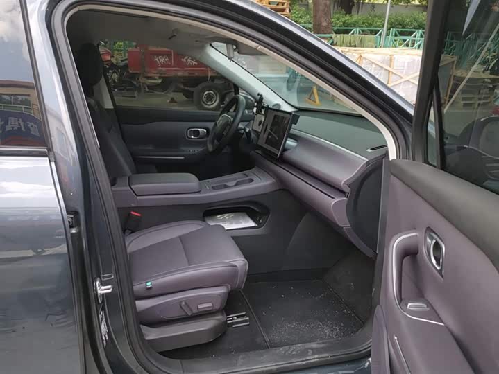 Фото 8 - Leapmotor C10