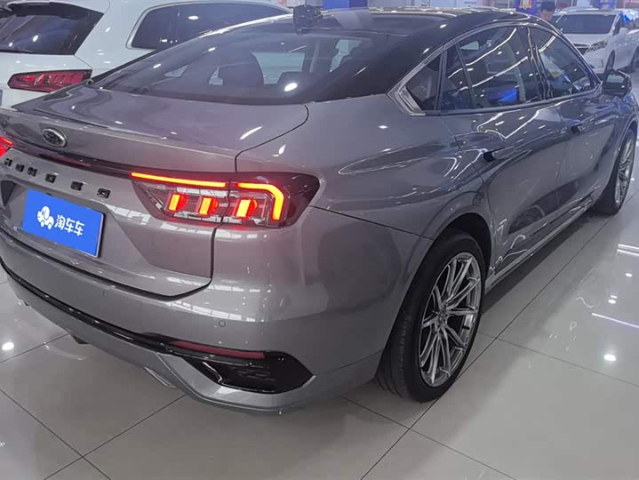 Фото 3 - Ford Mondeo