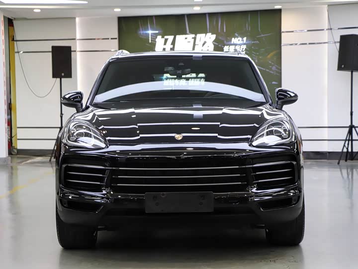 Фото 3 - Porsche Cayenne Hybrid