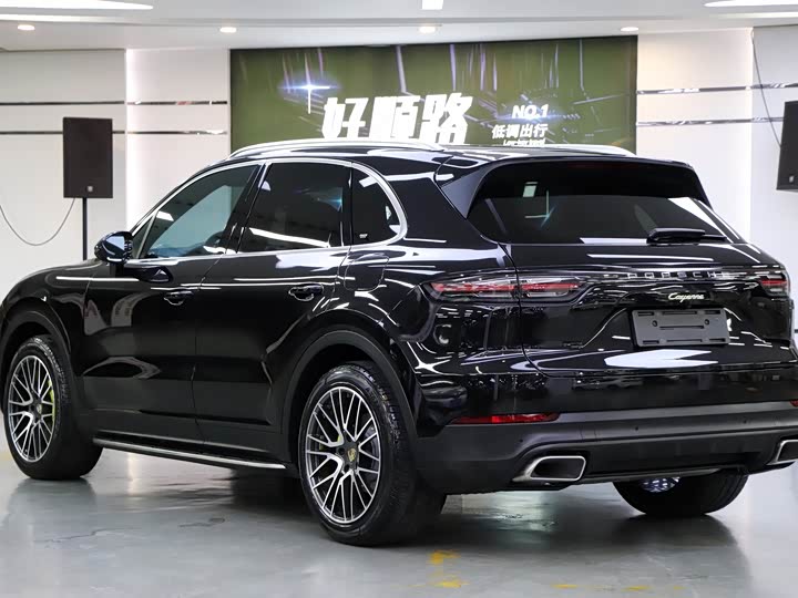 Фото 5 - Porsche Cayenne Hybrid