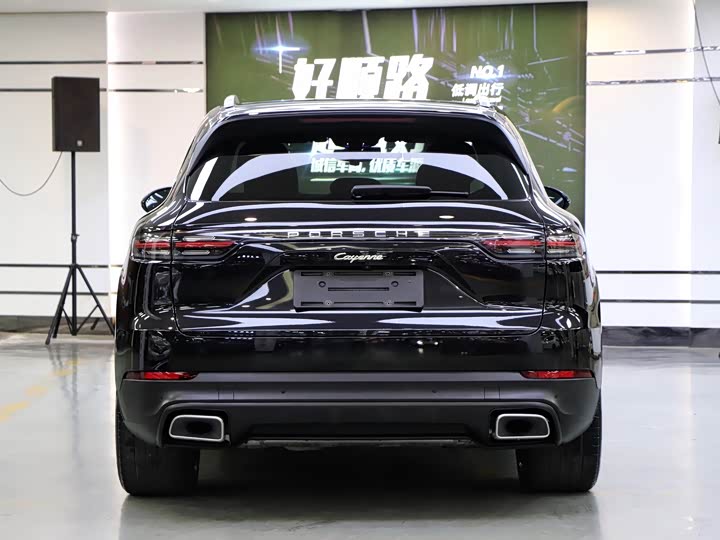 Фото 6 - Porsche Cayenne Hybrid