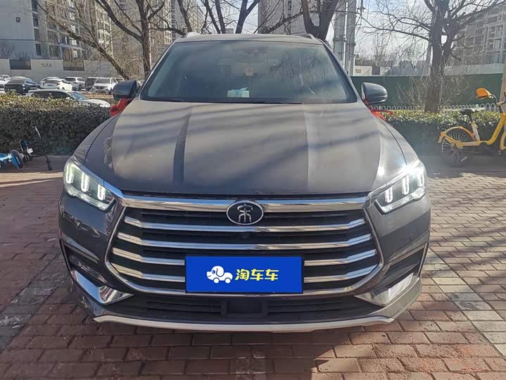 Фото 2 - BYD Song Pro