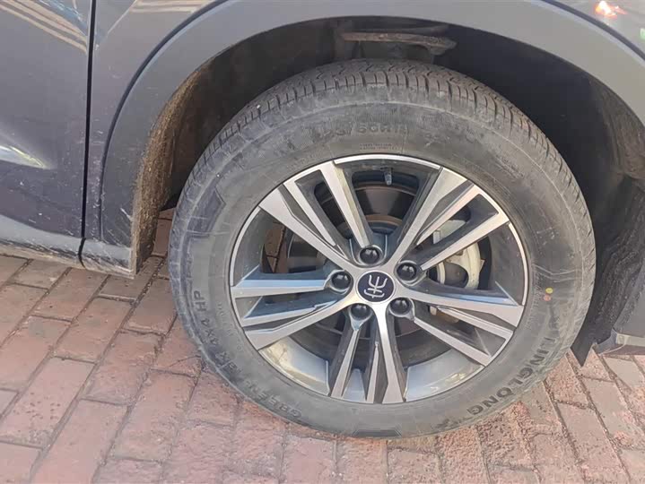 Фото 6 - BYD Song Pro