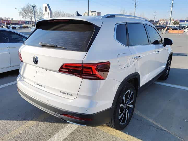 Фото 7 - Volkswagen Tharu