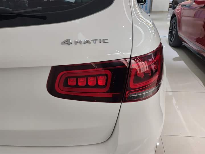 Фото 8 - Mercedes-Benz GLC-Class