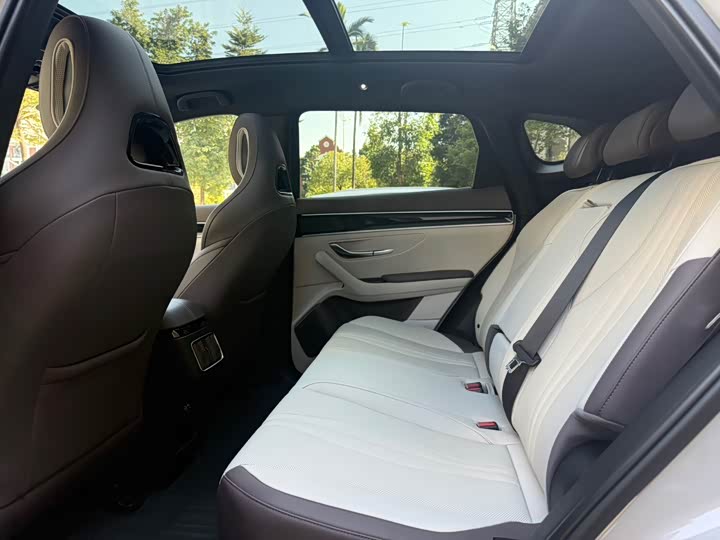 Фото 8 - BYD Song Plus Hybrid/EV