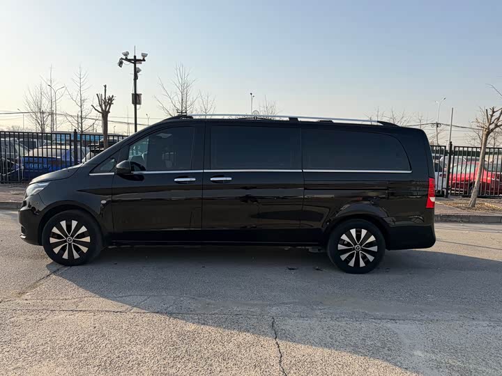 Фото 8 - Mercedes-Benz Vito