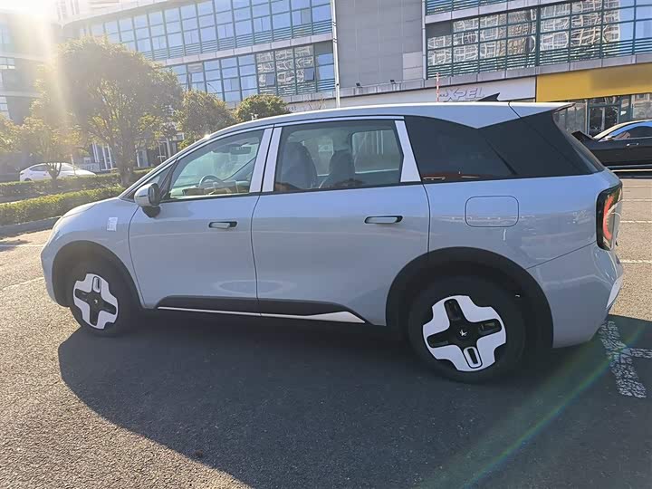 Фото 5 - BAIC Arcfox Kaola S