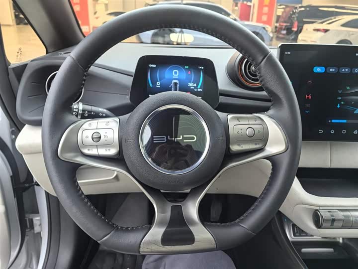 Фото 7 - BYD Dolphin