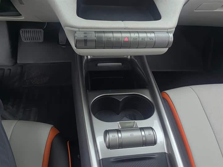 Фото 9 - BYD Dolphin