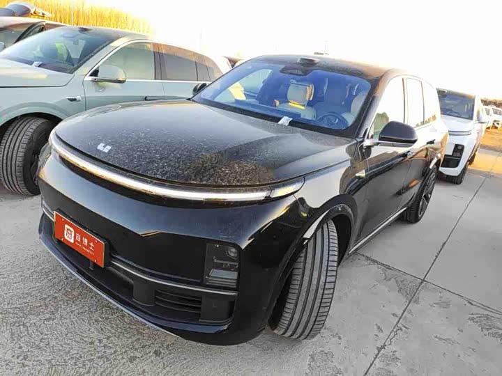 Фото 1 - LiXiang L8