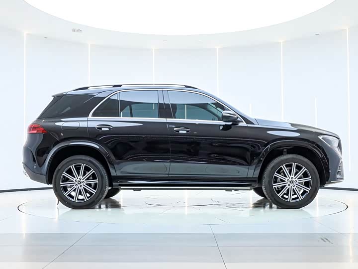 Фото 9 - Mercedes-Benz GLE-Class