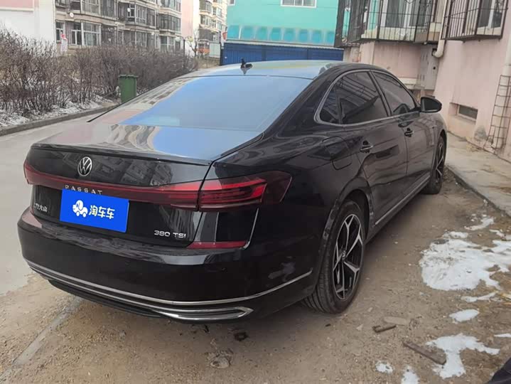 Фото 3 - Volkswagen Passat