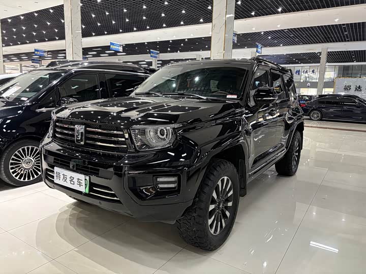 Фото 1 - Tank 700 Hybrid