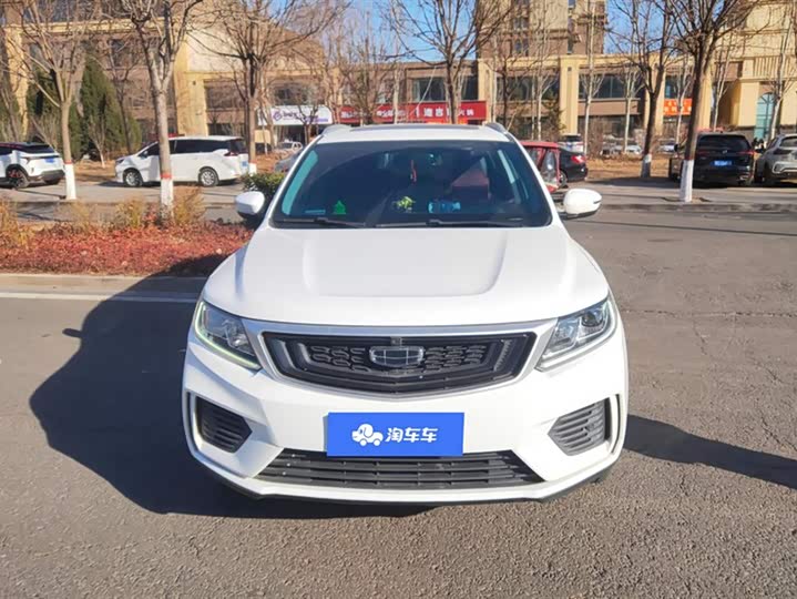 Фото 2 - Geely Vision X6